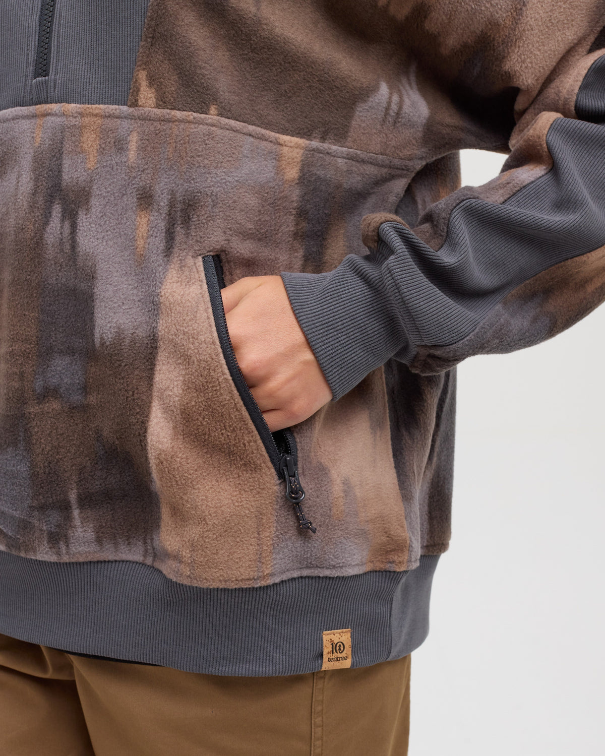 Pikes Half Zip
